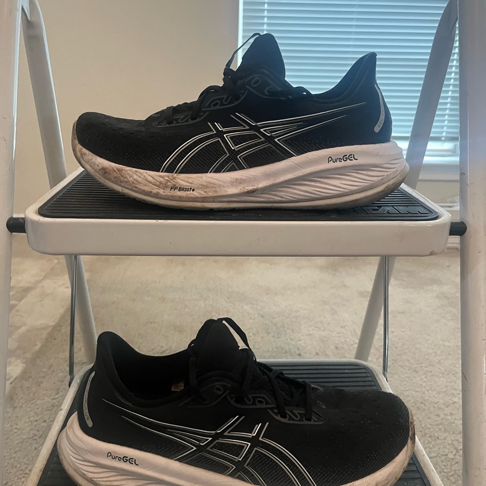 ASICS Gel cumulus 26 Black Running Shoes